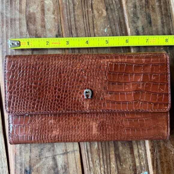 Etienne Aigner Croc Embossed Leather Wallet - Picture 5 of 7